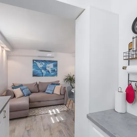 Apartment Apartment Amor