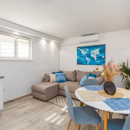 Apartment Apartment Amor