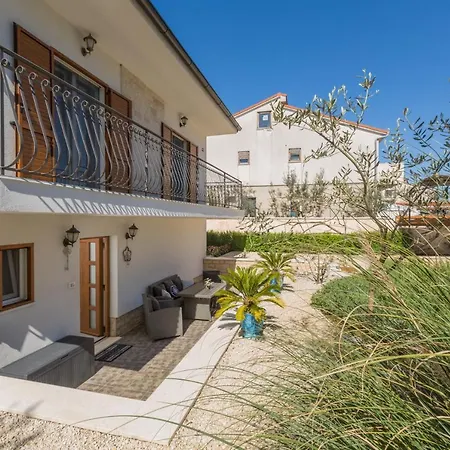 Apartment Amor