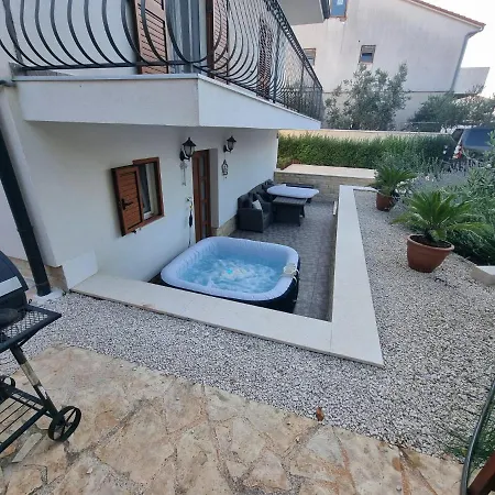 Apartment Apartment Amor